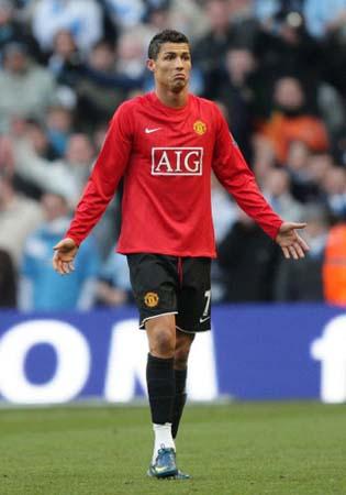 格纳布里传射建功助拜仁3比1胜葡萄牙体育