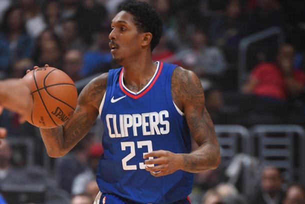 对手：这人是机器人吗？