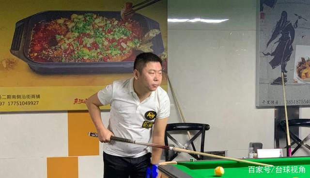 出了浓厚兴 出了浓厚兴